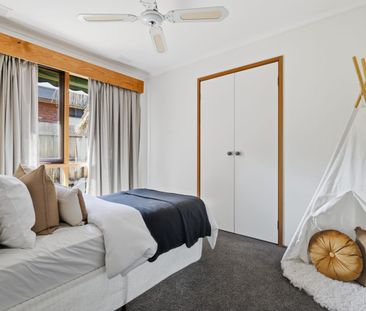 Spacious Family Home in Prime Location - Photo 6