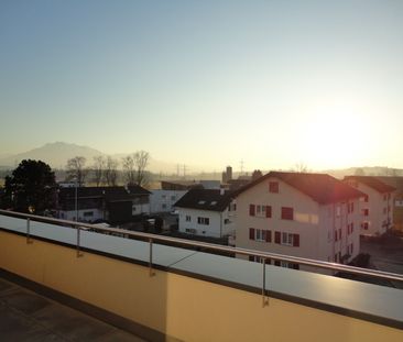 Charmante Attikawohnung mit Weitblick! - Foto 5