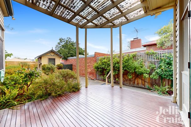 16 Churchill Grove, Hawthorn - Photo 1