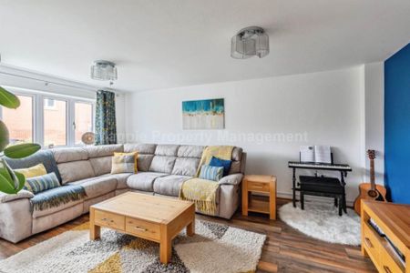 Price £1,695 pcm - Available 27/11/2025 - Unfurnished - Photo 2