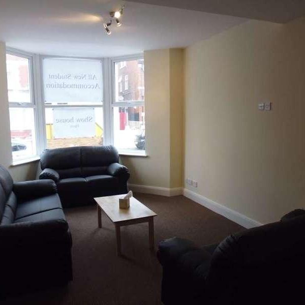 Palatine Road, Blackpool, FY1 - Photo 1