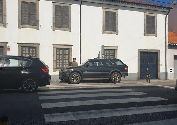 Avenida de São Salvador, Vila Nova de Gaia, Porto District 4415