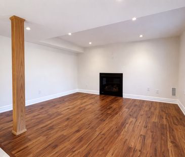 For Lease - 691 Shanahan Boulevard, Newmarket, Ontario - Photo 6