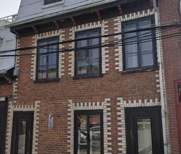JUILLET-AOÛT GRATUIT—4 ½ Vieux-Québec - Photo 2