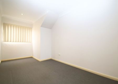 Home For Rent - Photo 5