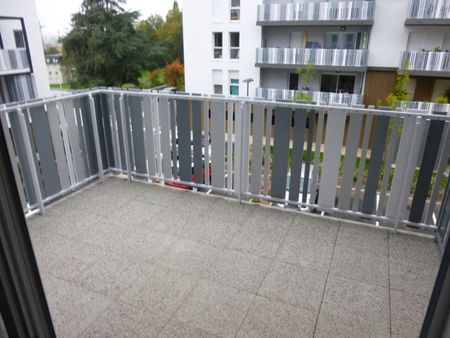 Location Appartement 3 pièces 57m² BAYONNE 64100 - Photo 4