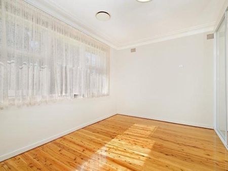 18 Fleming Street, Carlingford NSW 2118 - House For Rent | Domain - Photo 2