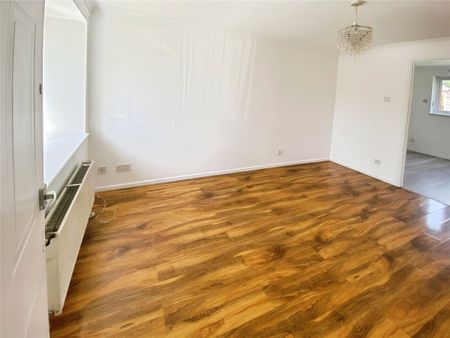 St. Aidans Grove, Liverpool, L36 - Photo 4