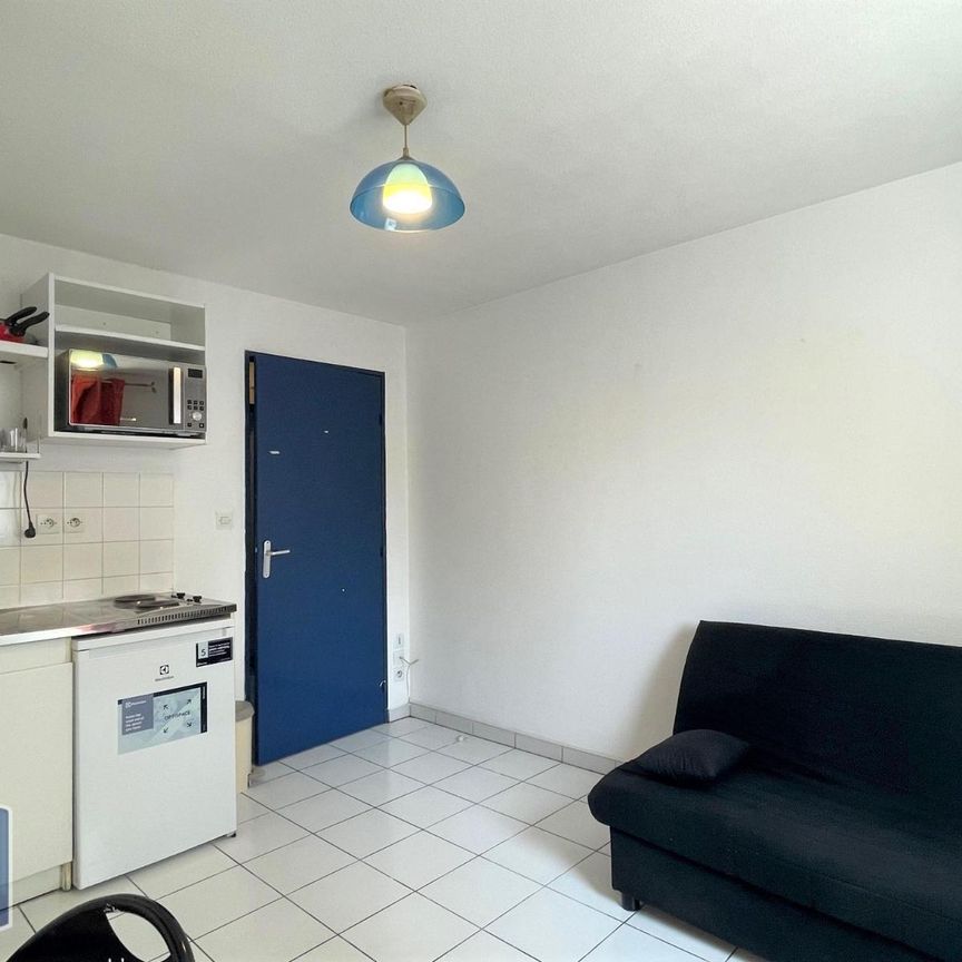 Location Appartement 1 pièce 16m² AVIGNON 84000 - Photo 1