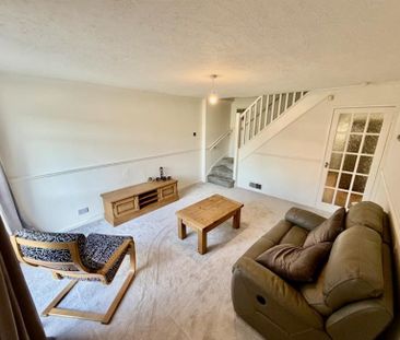 2 Bedroom Terraced To Let - Photo 2