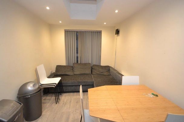 6 bedroom house share to rent - Photo 1