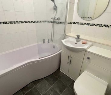1 bed Flat for rent - Photo 3
