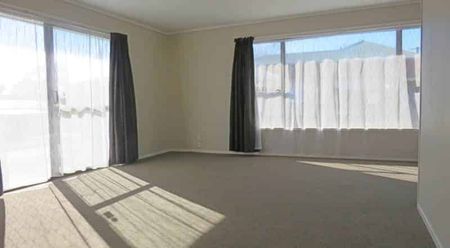 PRICE FURTHER REDUCED - PUKEKOHE - Photo 3