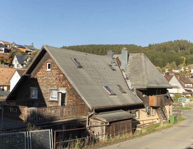 Schöne 4 Zimmer Altbauwohnung in Vöhrenbach - Photo 1