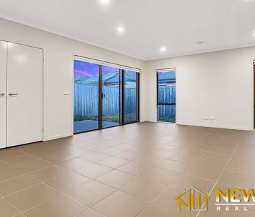 YOUR NEW HOME AWAITS IN BEVERIDGE - Photo 1