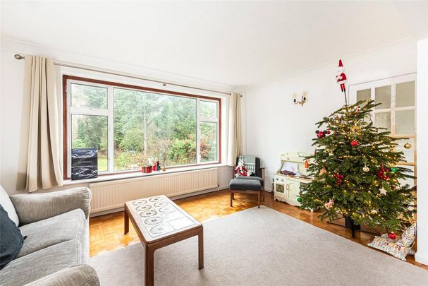 4 bedroom detached house to rent - Photo 1