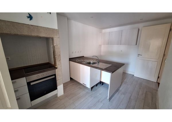 Apartamento T3+1 em Lisboa