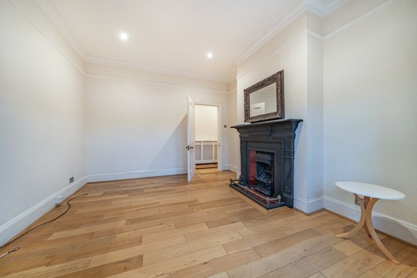 Alwyne Road, London, SW19 - Photo 1