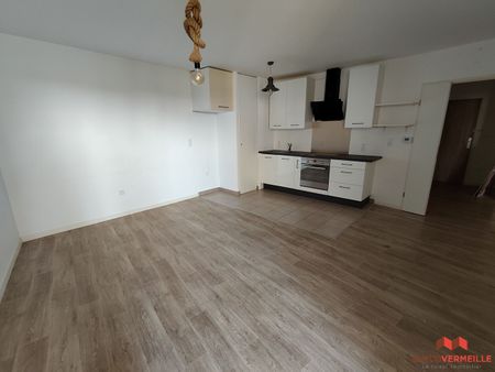 Location Appartement 2 pièces 49m² - Photo 3