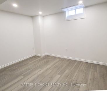 Detached Home For Lease | N8047000 - Photo 6