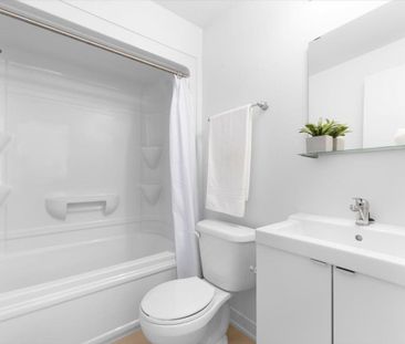 For Lease - 1740 Simcoe Street Unit# 49, Oshawa, Ontario - Photo 2