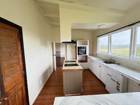 Semi lifestyle home in Alfriston Rd - Photo 3