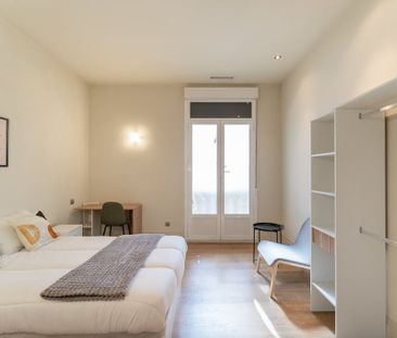 Calle de la Princesa, Madrid, Community of Madrid 28008 - Photo 2