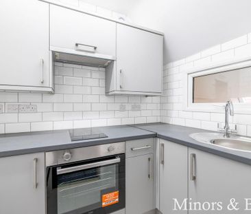 1 bedroom flat to rent - Photo 4