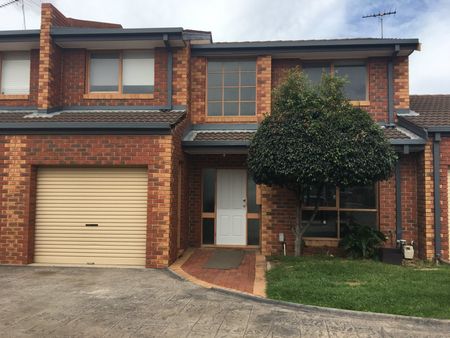 7/575 Buckley Street, Keilor East VIC 3033 - Photo 2