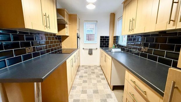 2 bedroom semi-detached house to rent - Photo 1