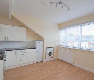 Marshall Terrace, Leeds, LS15 - Photo 4