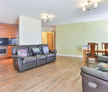 2 bedroom apartment to rent - Photo 3