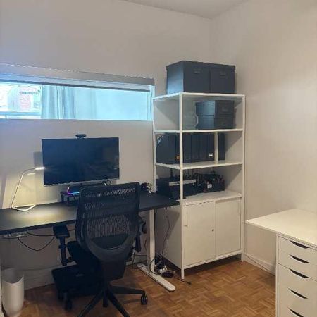 Magnifique logement 6½ sur deux étages – Verdun – tout meublé - Photo 4