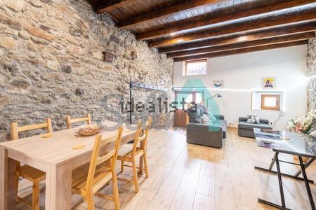 Alquiler de chalet adosado en Calle Bueño - Photo 4