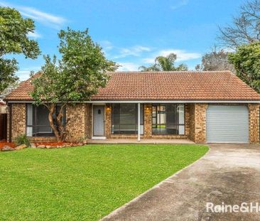 Beautifully Renovated Three Bedroom Family Home in Leumeah for Lease! - Photo 1