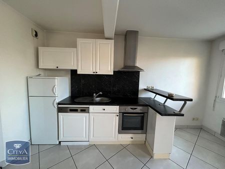 Location Appartement 2 pièces 38m² CLERMONT FERRAND 63000 - Photo 4