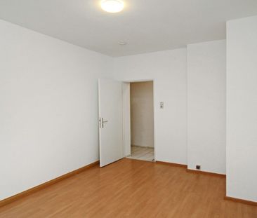 Helle City-Wohnung mit Balkon, Tageslichtbad und Wohnküche - Foto 1