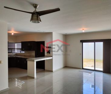 Casa en renta en Privanzas del Campestre - Photo 1