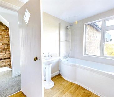 Mill Street, Newport Pagnell, MK16 - Photo 2