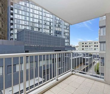 Contemporary One Bedroom Apartment in the 'Madison' Complex - Photo 1