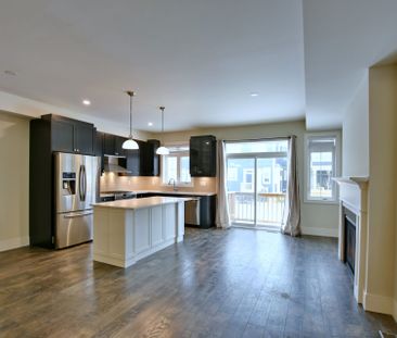 For Lease - 185 Yellow Birch Crescent, Blue Mountains, Ontario - Photo 1