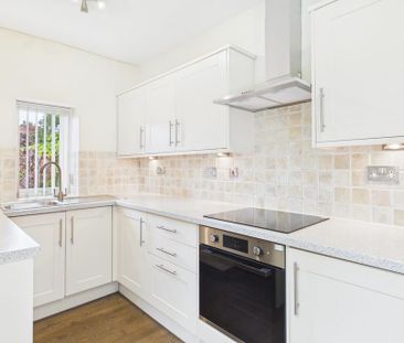 3 bedroom detached bungalow to rent - Photo 6