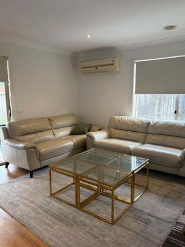Tarneit - Photo 2