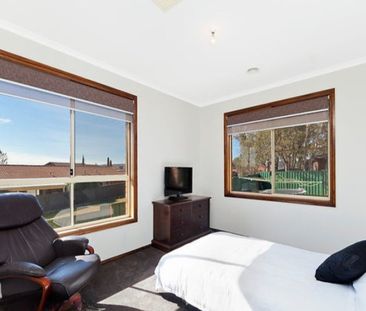 8 Morrison Place, Karabar NSW 2620 - House For Rent | Domain - Photo 5