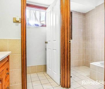 Stunning Split Level Home! - Photo 3