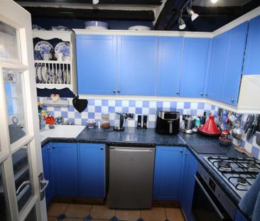2 bedroom terraced house to rent - Photo 4