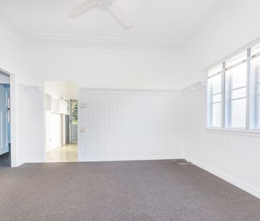 32 Alice Street, Clontarf QLD 4019 - House For Rent | Domain - Photo 5