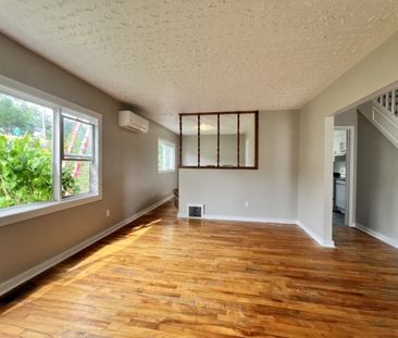 82A Thornhill – 3 BR 1.5 BATH SPRYFIELD DUPLEX AVAILABLE OCTOBER 1ST - Photo 4