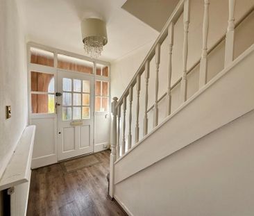 3 Bedroom Semi Detached To Let - Photo 4