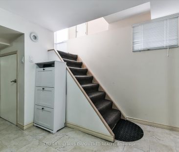 Detached Home For Lease | E8026892 - Photo 2